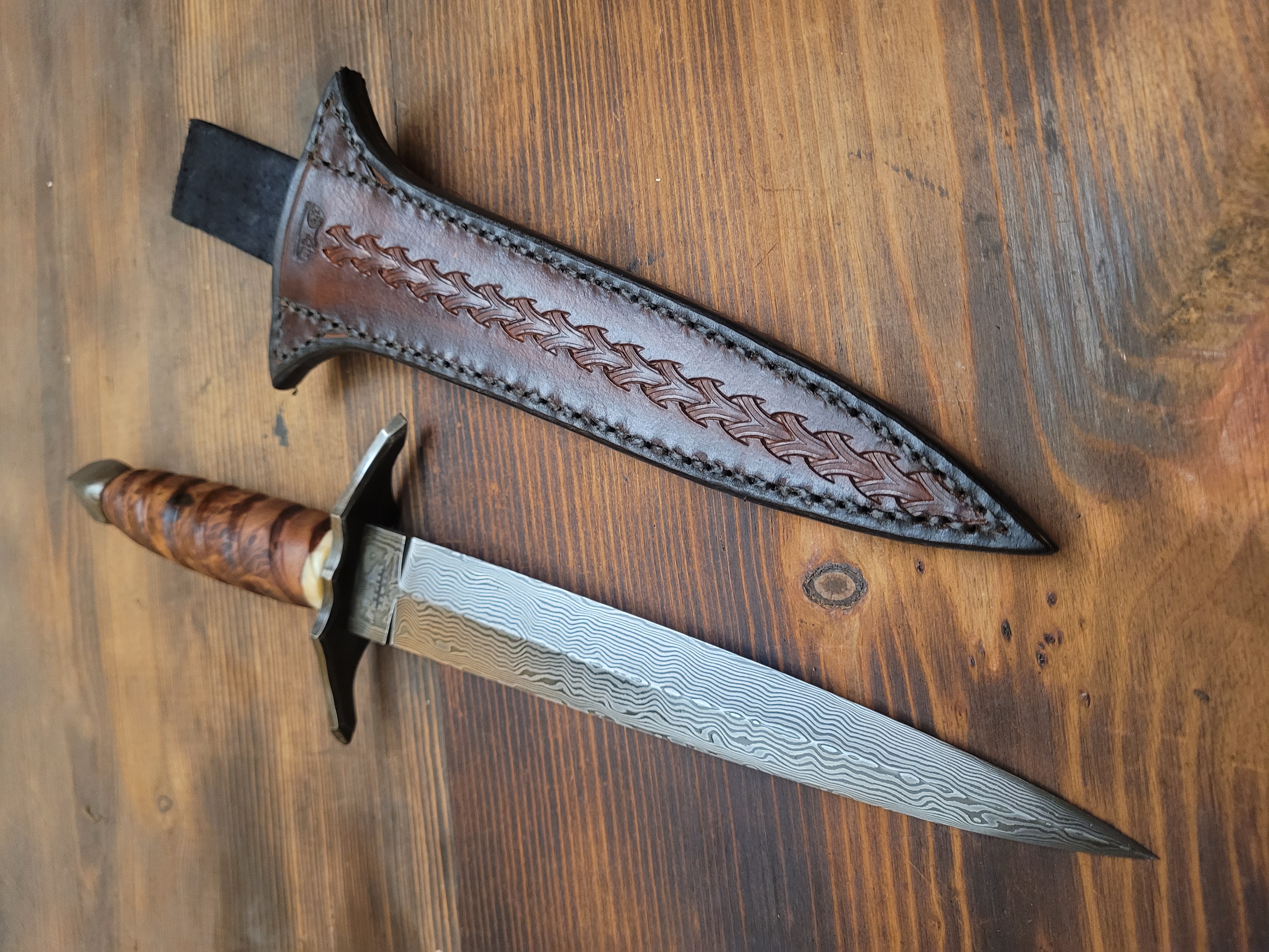 Damascus Dagger with Fluted Maple Handle